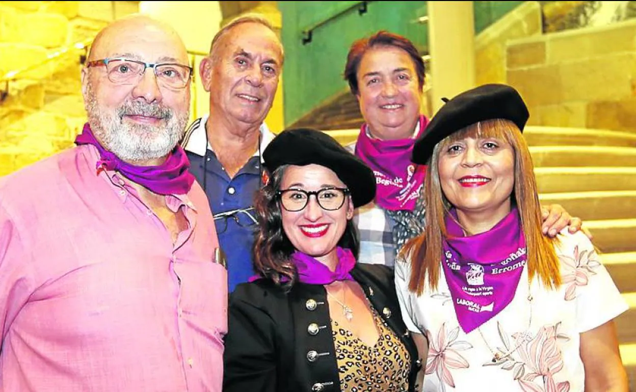 Jokin Álvarez, José Luis Batarrita, Eider Txarroalde, Itxaso Jubeto y Rosa Pardo. 