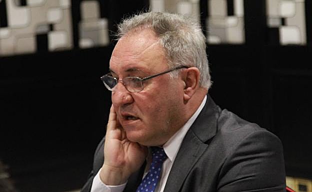 Jainaga y sus directivos salen de compras