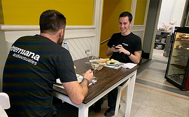 En Bilbao se come en mesas sin mantel