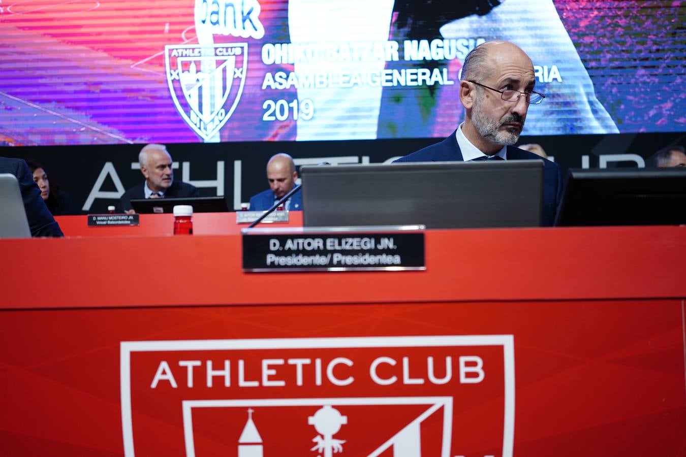 Fotos: Primera asamblea de socios compromisarios de Elizegi como presidente del Athletic