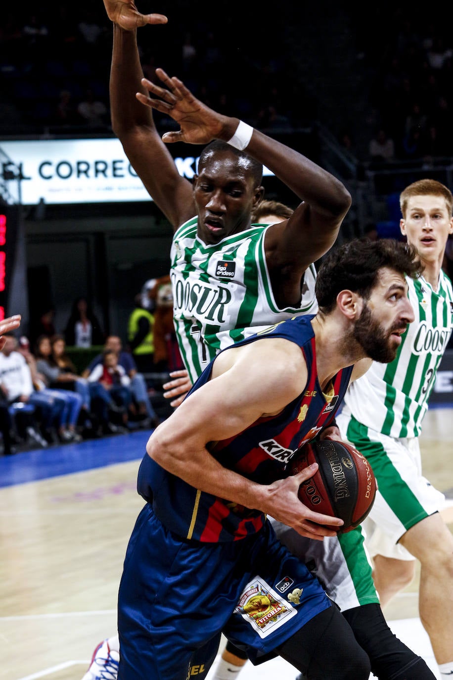 Fotos: El Baskonia - Betis, en imágenes