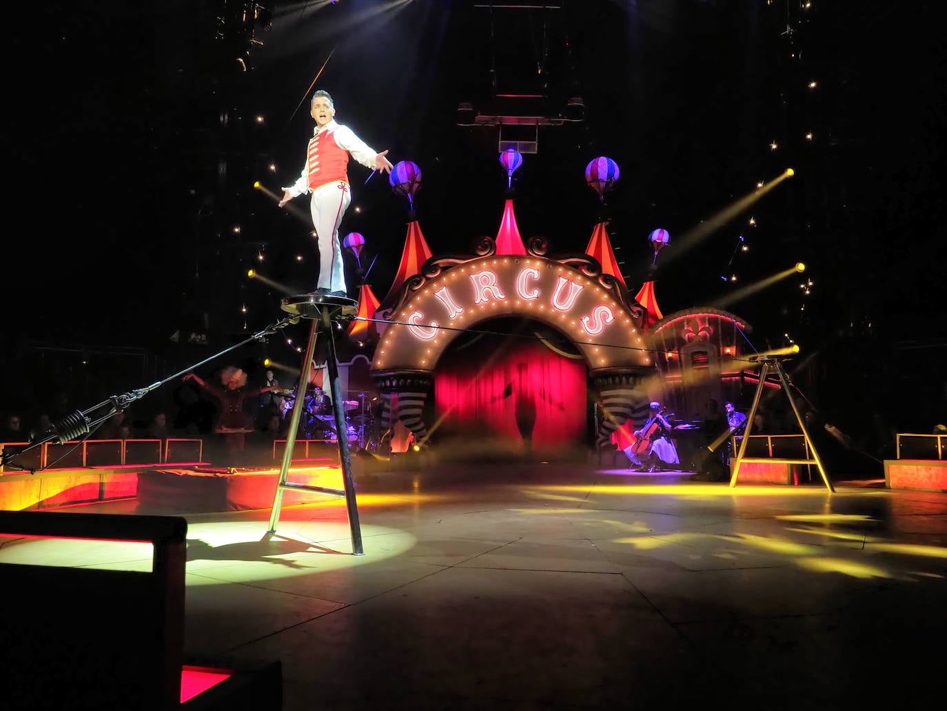 Fotos: &quot;Circlassica&quot; visita el Teatro Campos