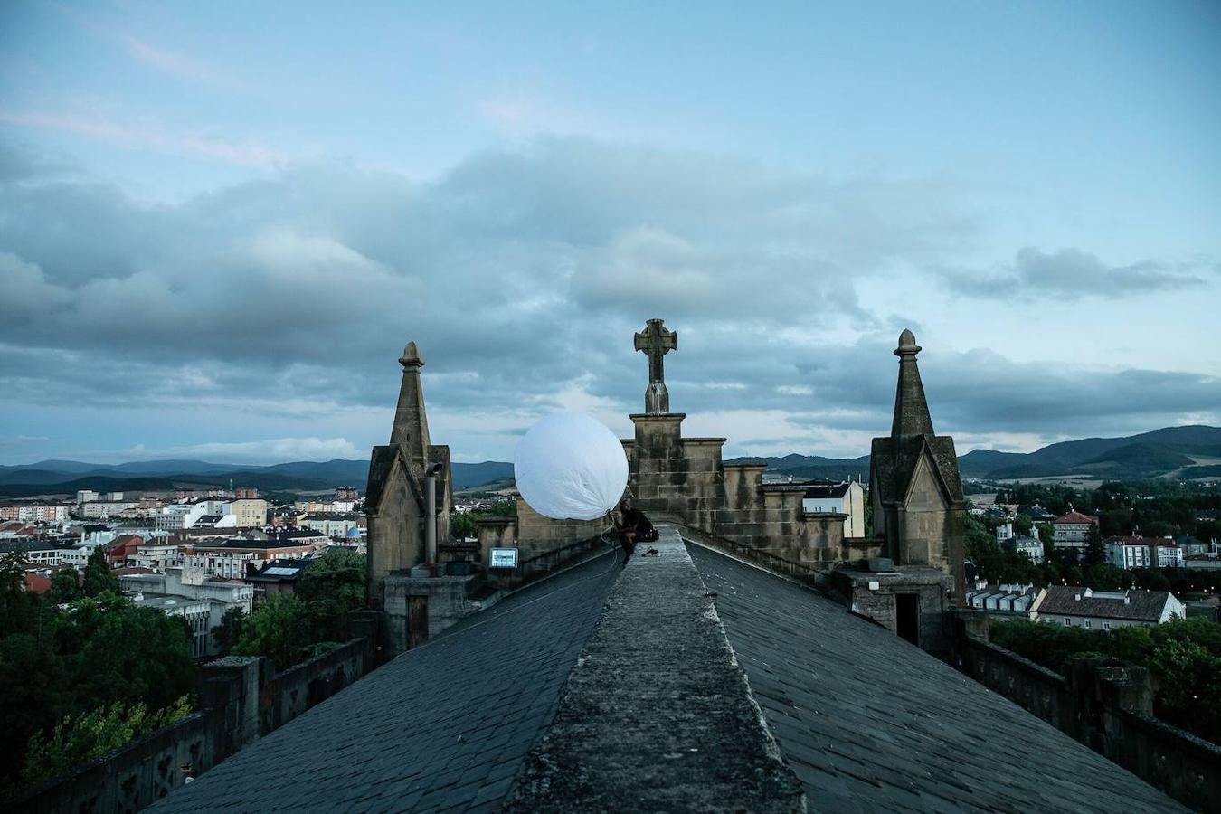 Imágenes del rodaje en Vitoria de 'El silencio de la ciudad blanca', película dirigida por Daniel Calparsoro