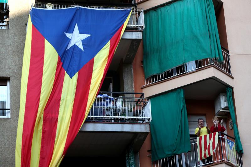 Miles de personas se concentran en Barcelona para protestar por la sentencia del 'procés'.