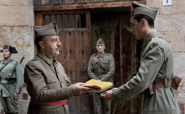 Fotograma de 'Mientras dure la guerra'.