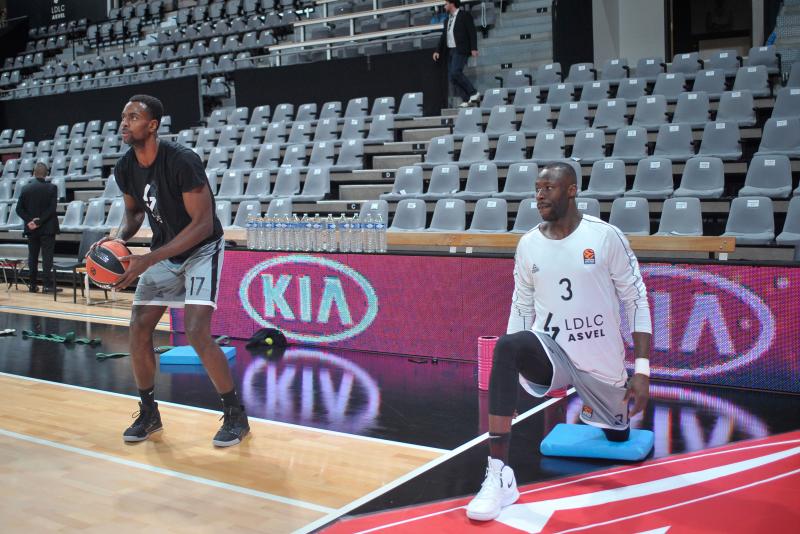 Fotos: Las mejroes imágenes del Asvel - Baskonia