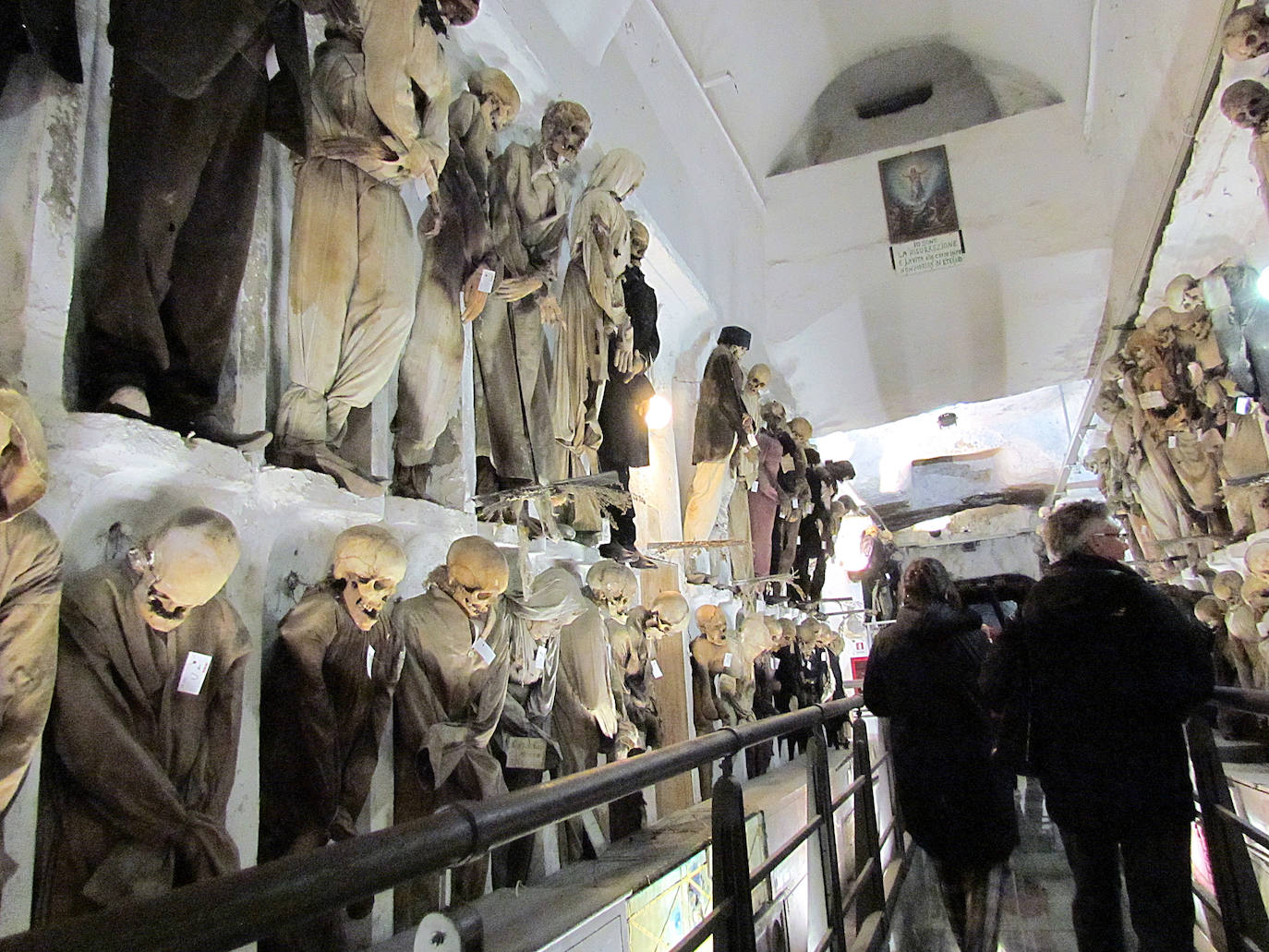 20. Las Catacumbas de los Capuchinos (Palermo, Italia) | En el convento de los capuchinos de la capital siciliana se exponen miles de cuerpos, algunos momificados, de los habitantes de Palermo desde el siglo XVI.