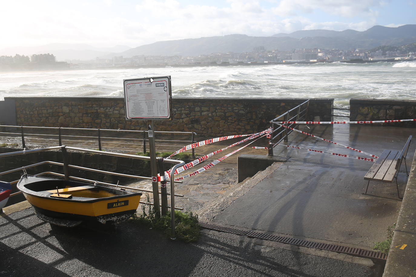 Fotos: Las imágenes del viento en Bizkaia