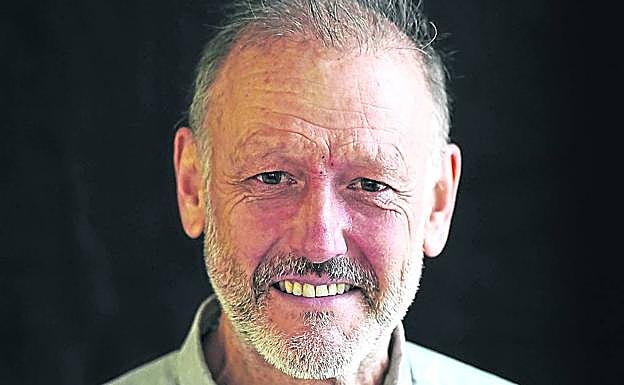 Roberto Uriarte es profesor de Derecho Constitucional en la UPV.