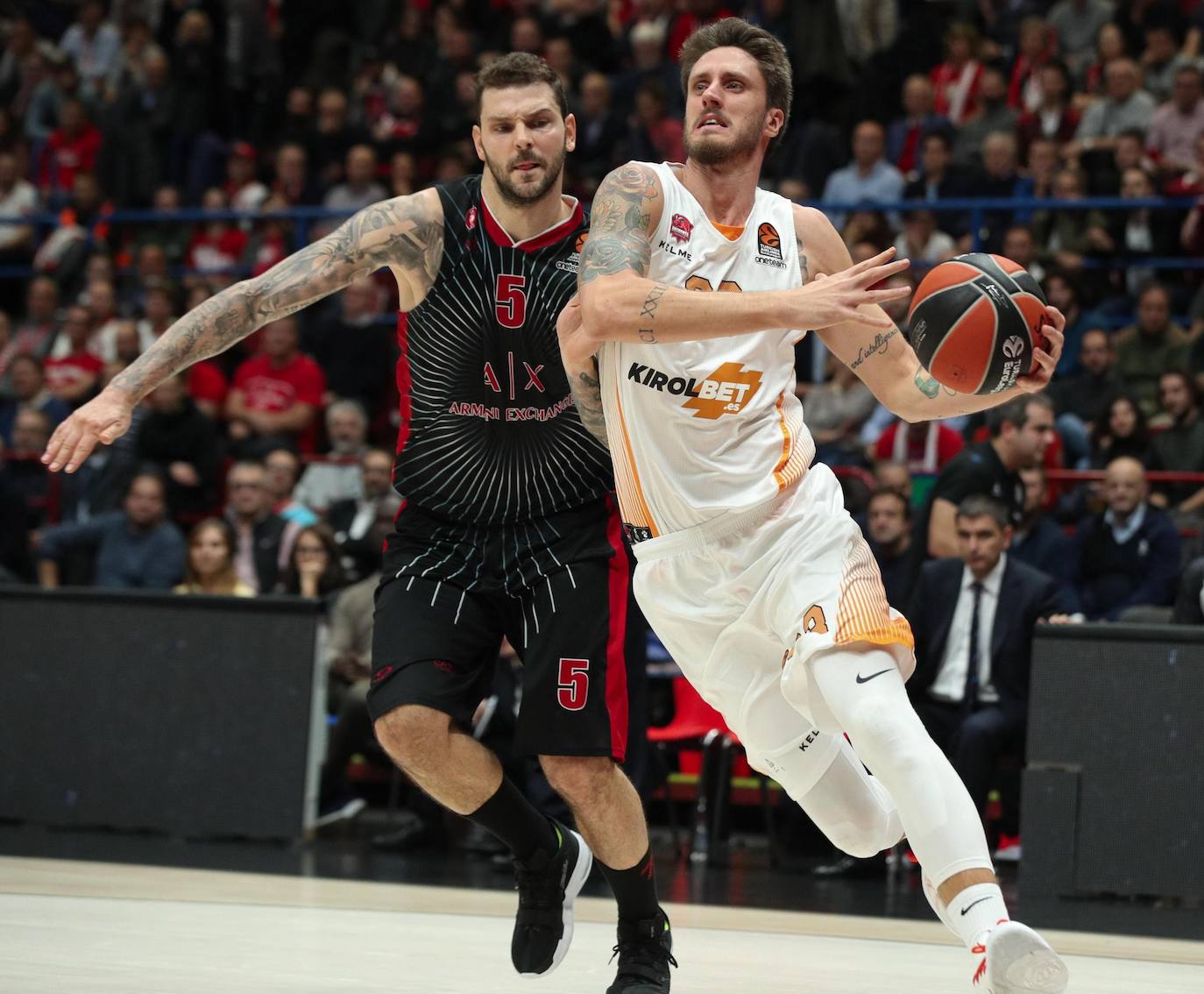 Fotos: Las fotos del Armani Milán - Kirolbet Baskonia