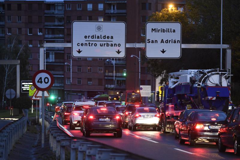 Fotos: Manifestación de los profesores de la concertada desde San Mamés