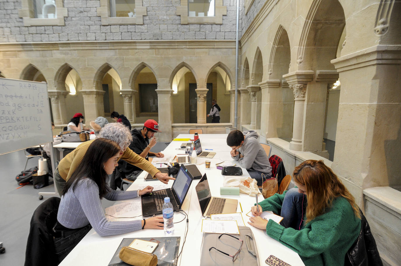 Fotos: La bendita profanación creativa de Betoño