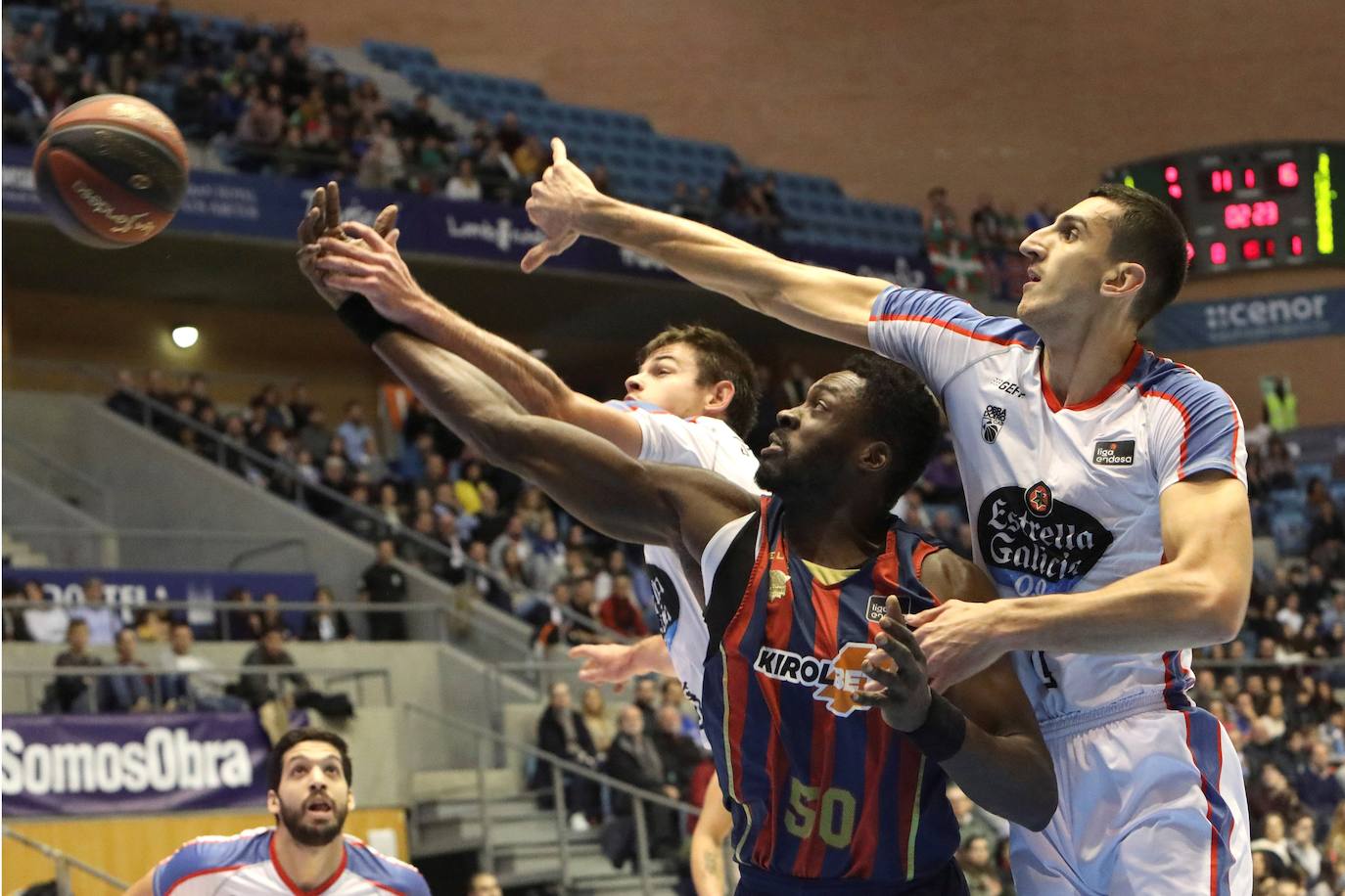 Fotos: Las mejores fotos del Monbus Obradoiro -Kirolbet Baskonia