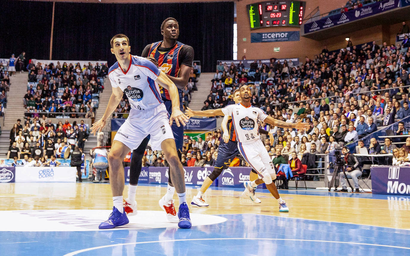 Fotos: Las mejores fotos del Monbus Obradoiro -Kirolbet Baskonia