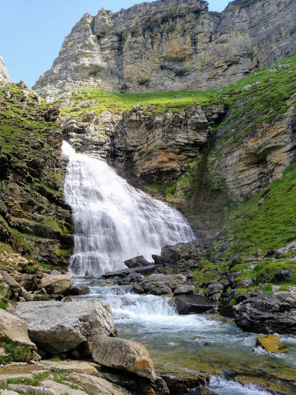 La espectacular cascada de la Cola del caballo