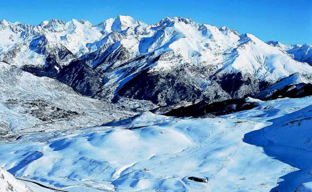 La estación de Aramón Formigal-Panticosa abrirá sus pistas este sábado