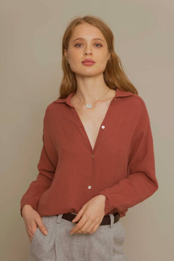 Fotos: De nombre andaluz y esencia bilbaína: la firma de Rodríguez Arias que se abre paso en la moda