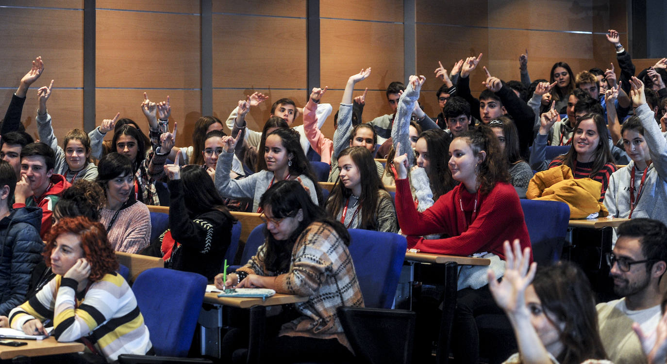 Alumnos de Olabide y Carmelitas Sagrado Corazón, durante la jornada.