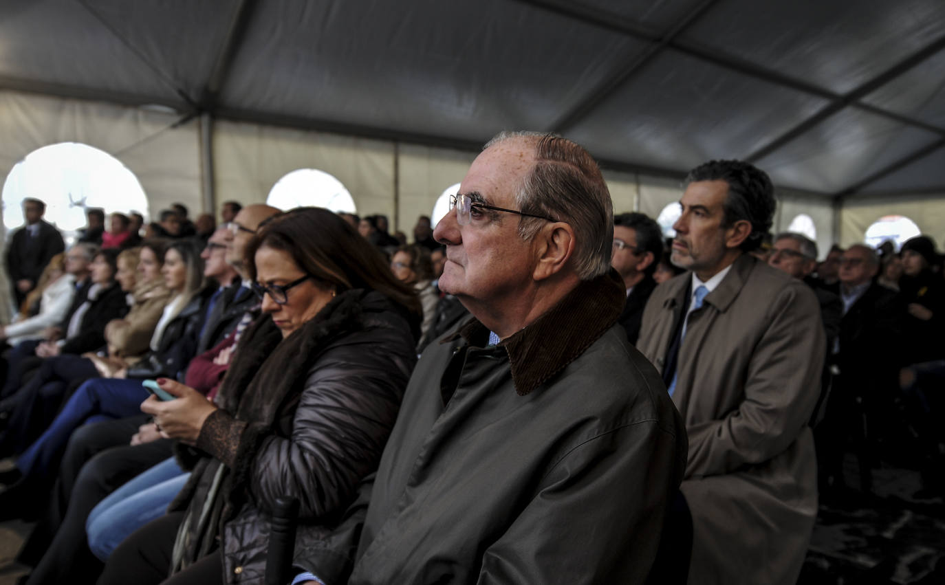 Ramón Rabanera, junto a Marta Alaña y Josu Izaguirre.