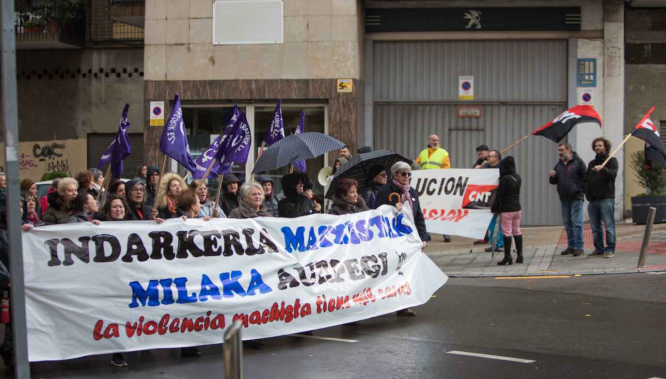 Fotos: Así ha sido la marcha contra la violencia machista realizada entre Sestao y Santurtzi