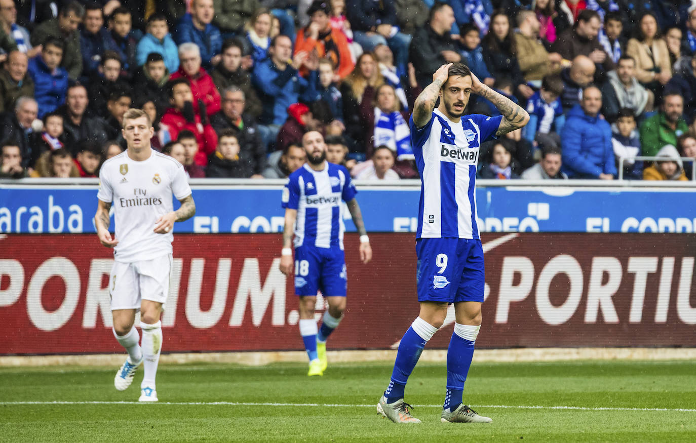 Fotos: Las mejores imágenes del Alavés-Real Madrid