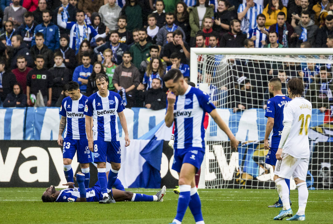 Fotos: Las mejores imágenes del Alavés-Real Madrid