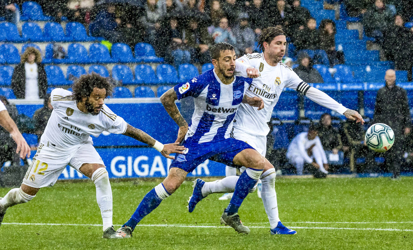 Fotos: Las mejores imágenes del Alavés-Real Madrid