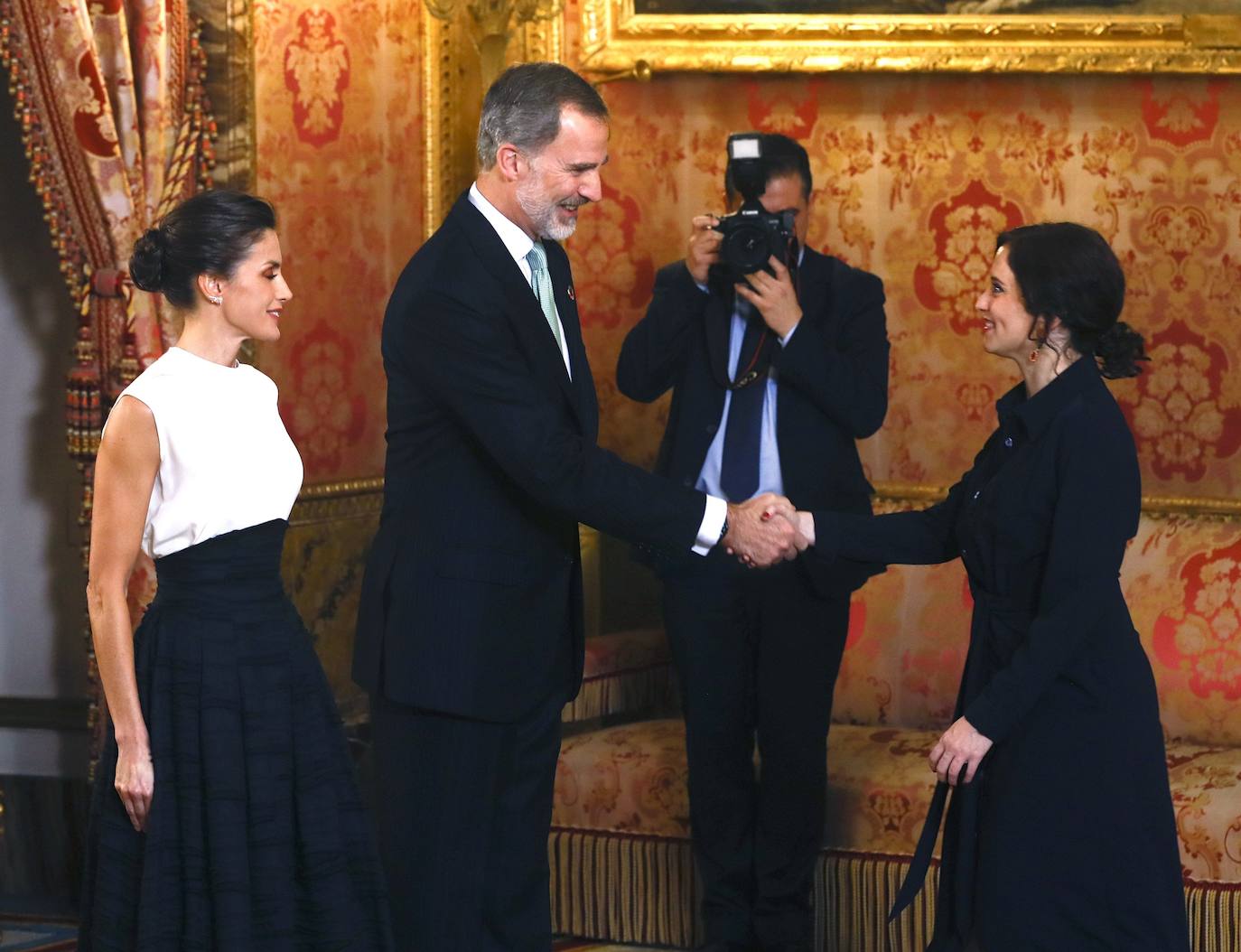 Fotos: La falda eco de H&amp;M de Letizia para la Cumbre del Clima