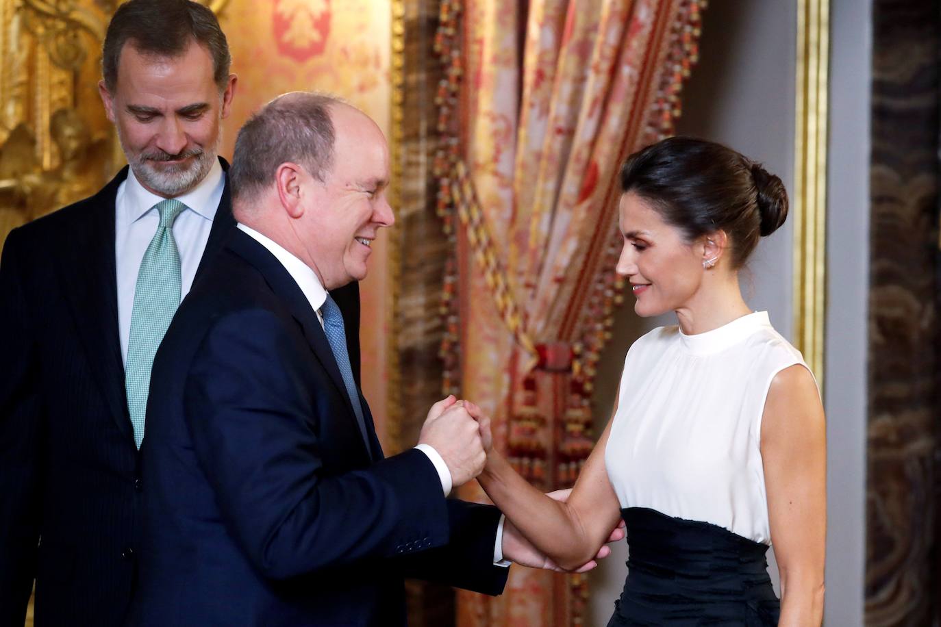 Fotos: La falda eco de H&amp;M de Letizia para la Cumbre del Clima