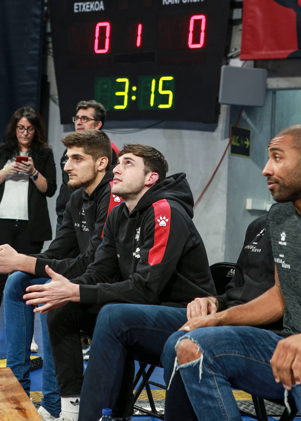 Fotos: Las mejores imágenes del Baskonia - Efes de la Euroliga 2019