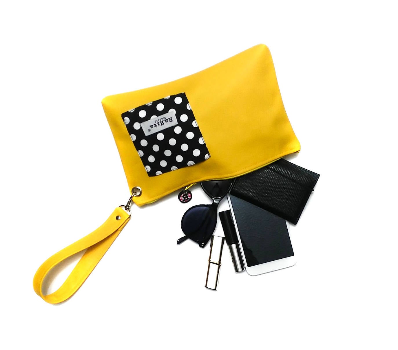 Fotos: La &#039;rarita&#039; que vino a Bilbao por amor y vende los bolsos favoritos de las estrellas de la tele