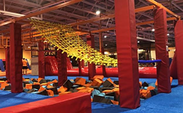 City Jump es un parque de más de 3.000 metros cuadrados