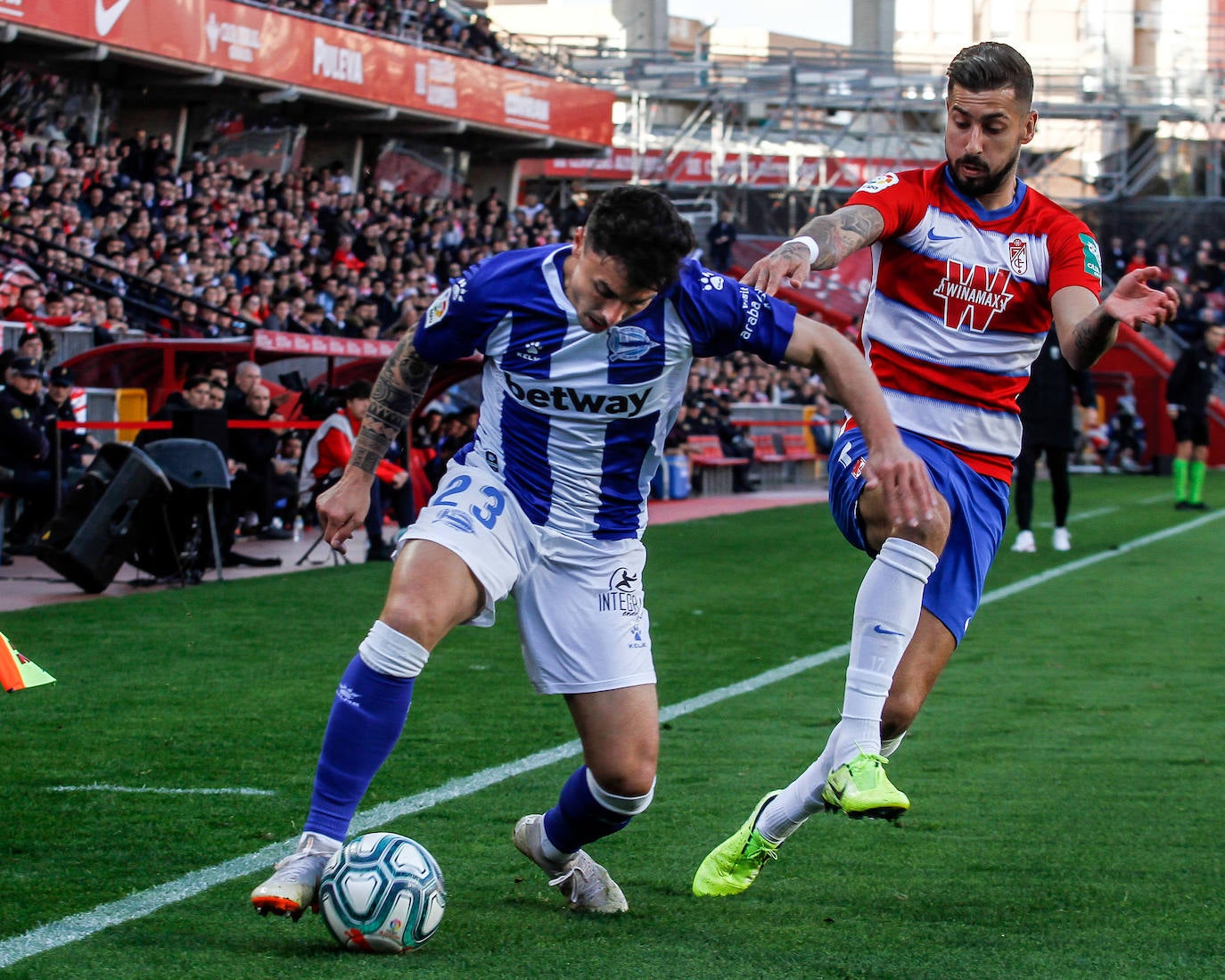 Fotos: Las mejores imágenes del Granada - Alavés