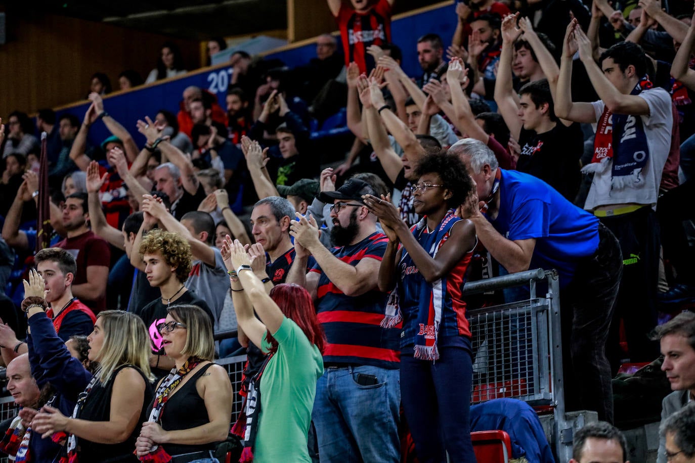 Fotos: LAs mejores imágenes del Baskonia - Joventut de la Liga Endesa 2019