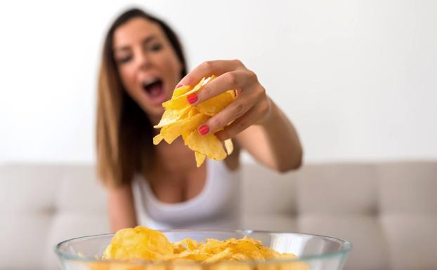 ¿Por qué no podemos parar de comer patatas fritas?