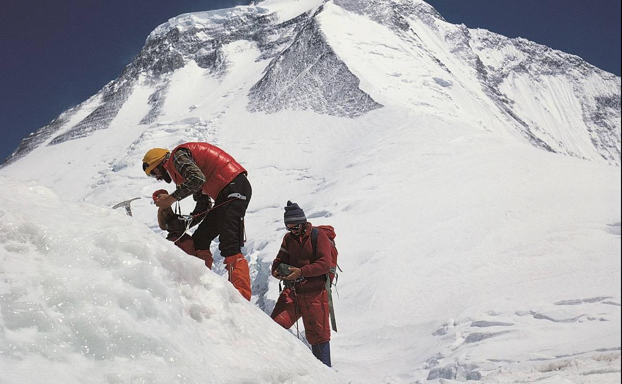 Dhaulagiri, primer ochomil vasco.