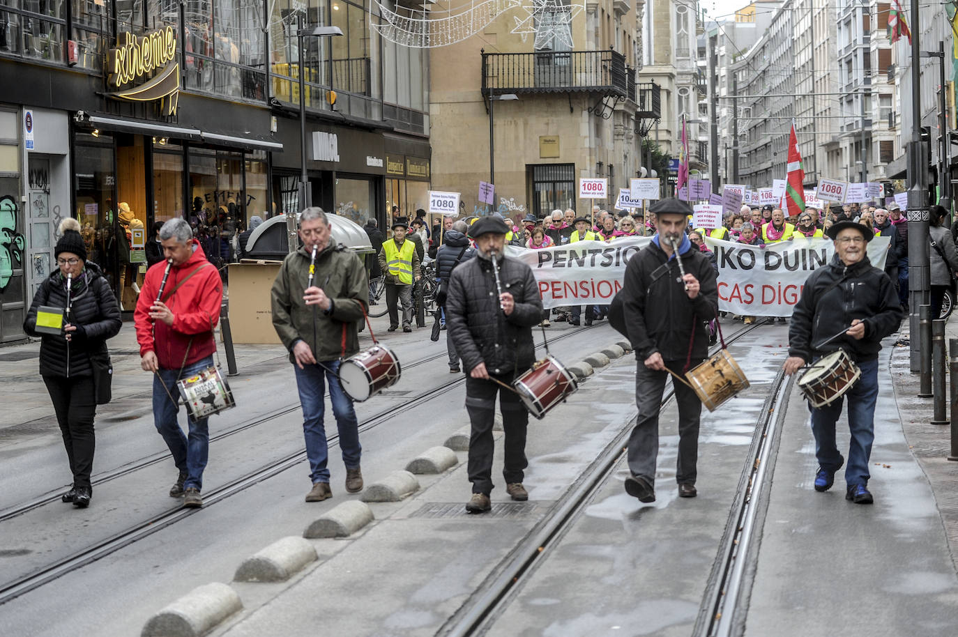 Una de las marchas ha partido desde el Palacio de Congresos Europa de Vitoria.