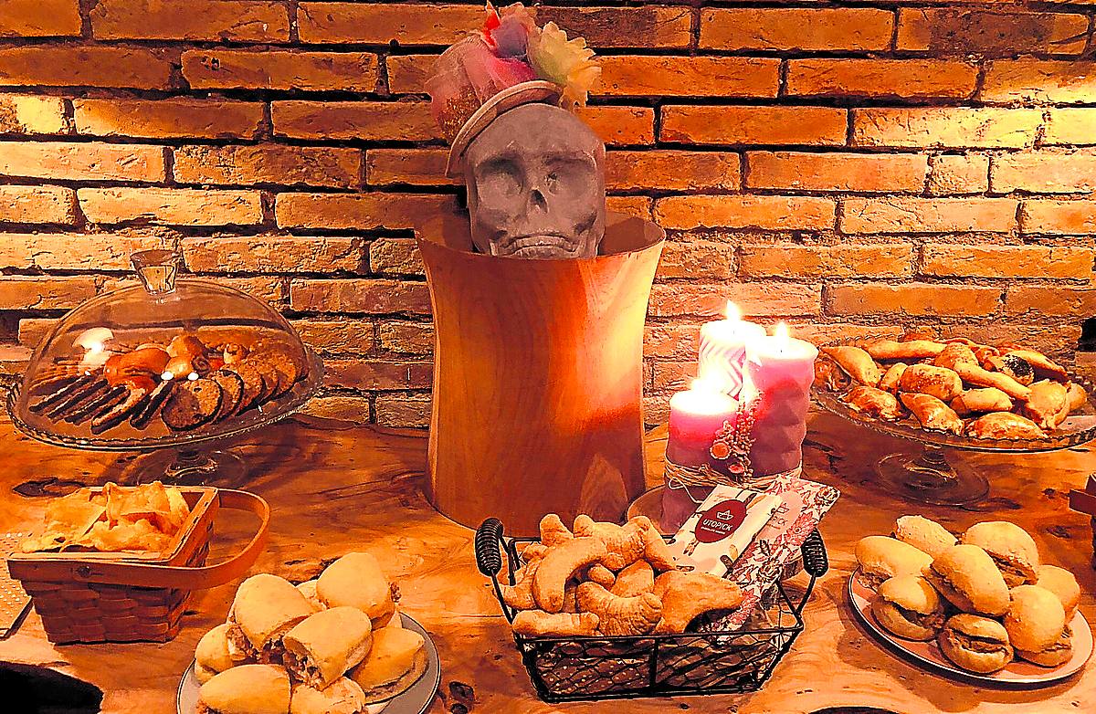 Un detalle de la merienda que ofrecen las organizadoras a los asistentes.