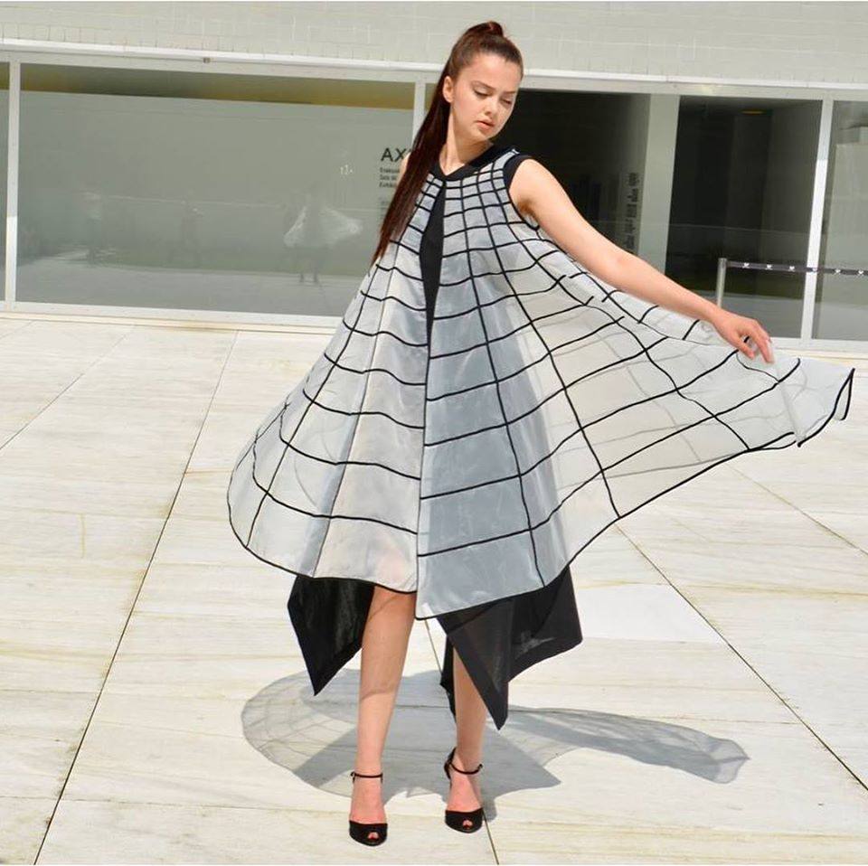 Fotos: Las artesanas que se reúnen en su estudio de San Francisco para crear moda hecha a mano