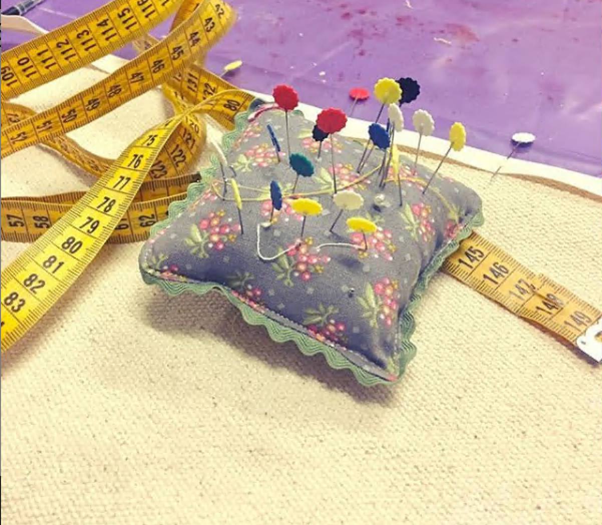 Fotos: Las artesanas que se reúnen en su estudio de San Francisco para crear moda hecha a mano