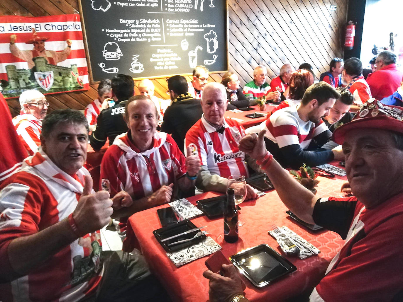 Aficionados al Athletic de muchos puntos de España se dan cita en Alicante