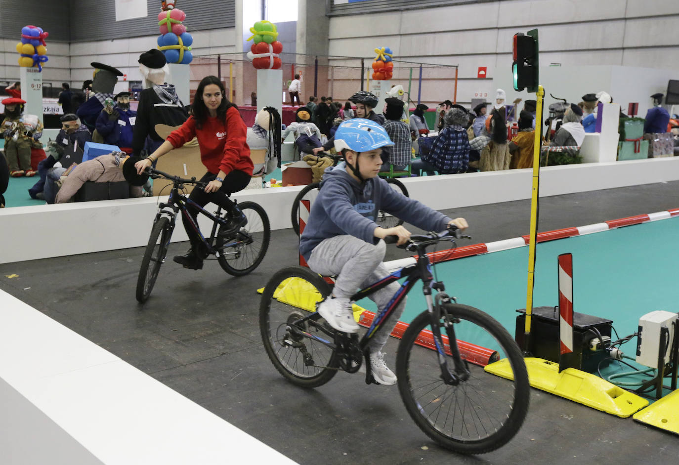 Fotos: El PIN levanta el telón en el BEC