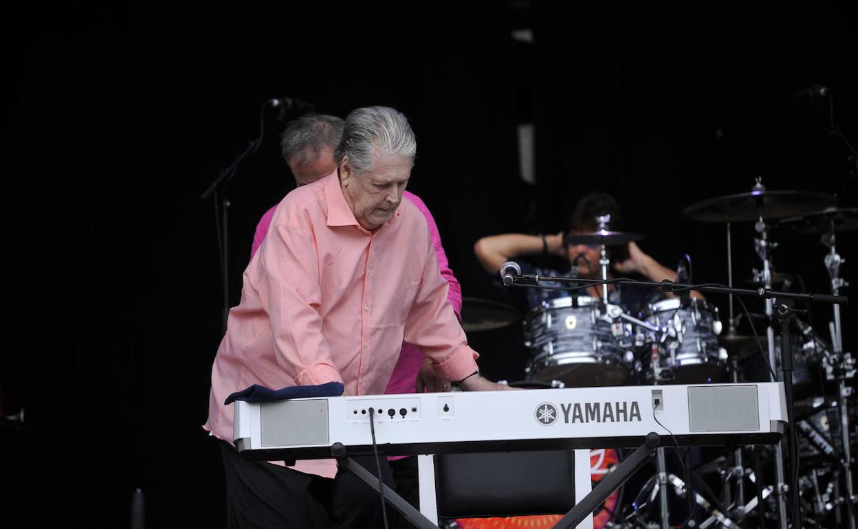 John Fogerty, Brian Wilson y Suzi Quatro ponen en órbita al Azkena Rock