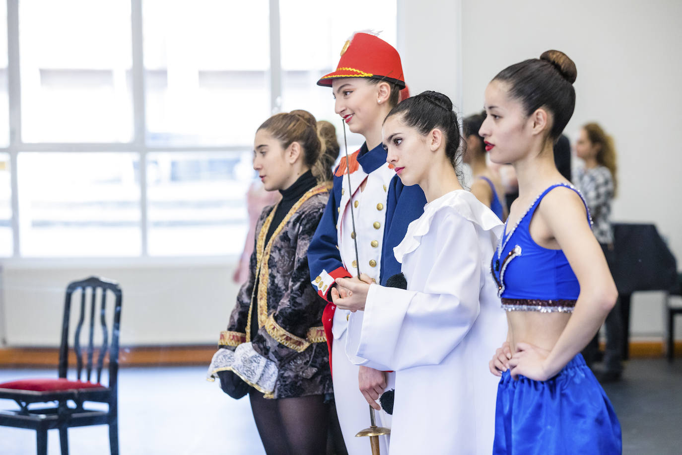 Fotos: Alumnos del conservatorio de danza ensayan &#039;El Cascanueces&#039; de la mano del Ballet de San Petersburgo