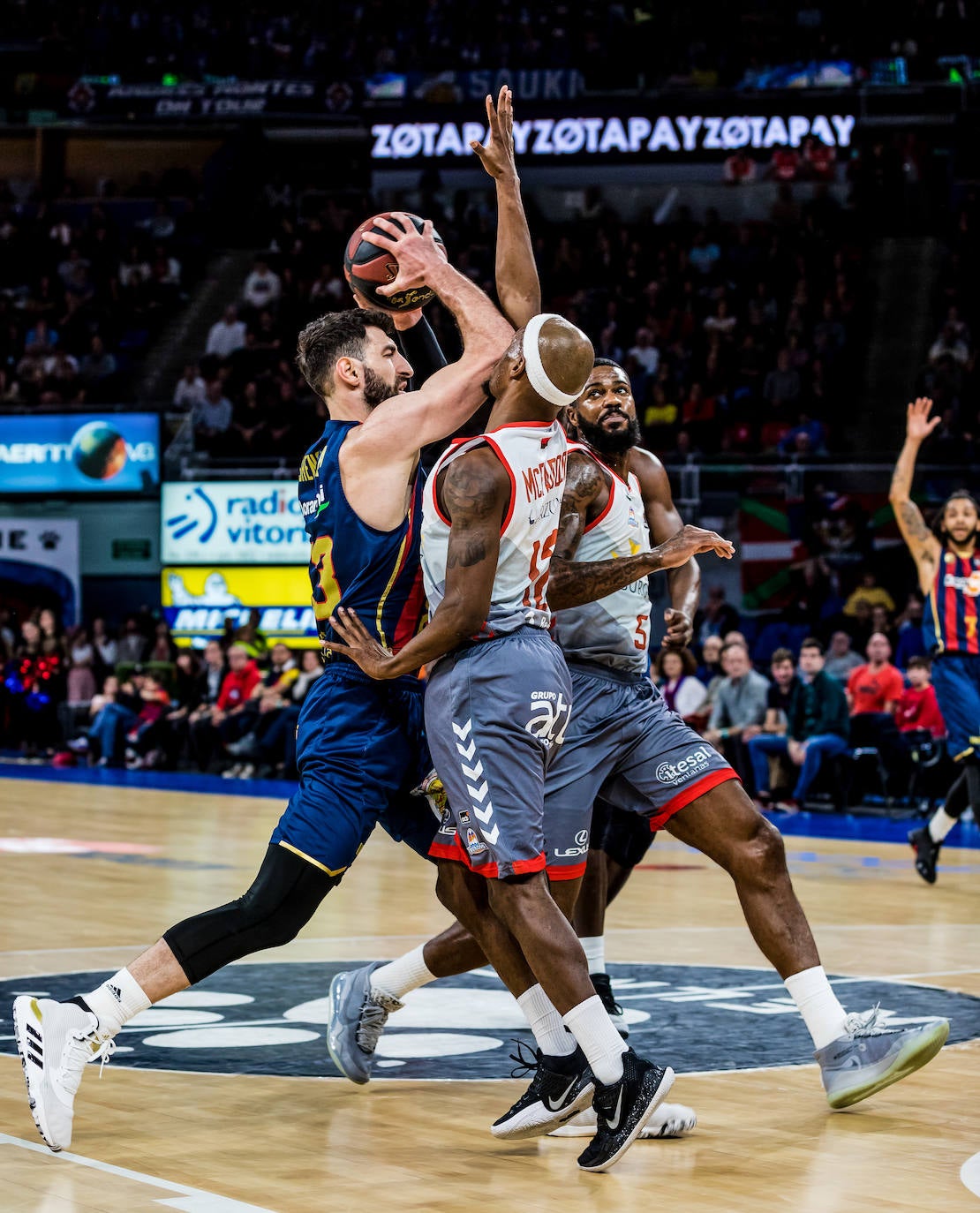 Fotos: Las mejores imágenes del Baskonia - Burgos