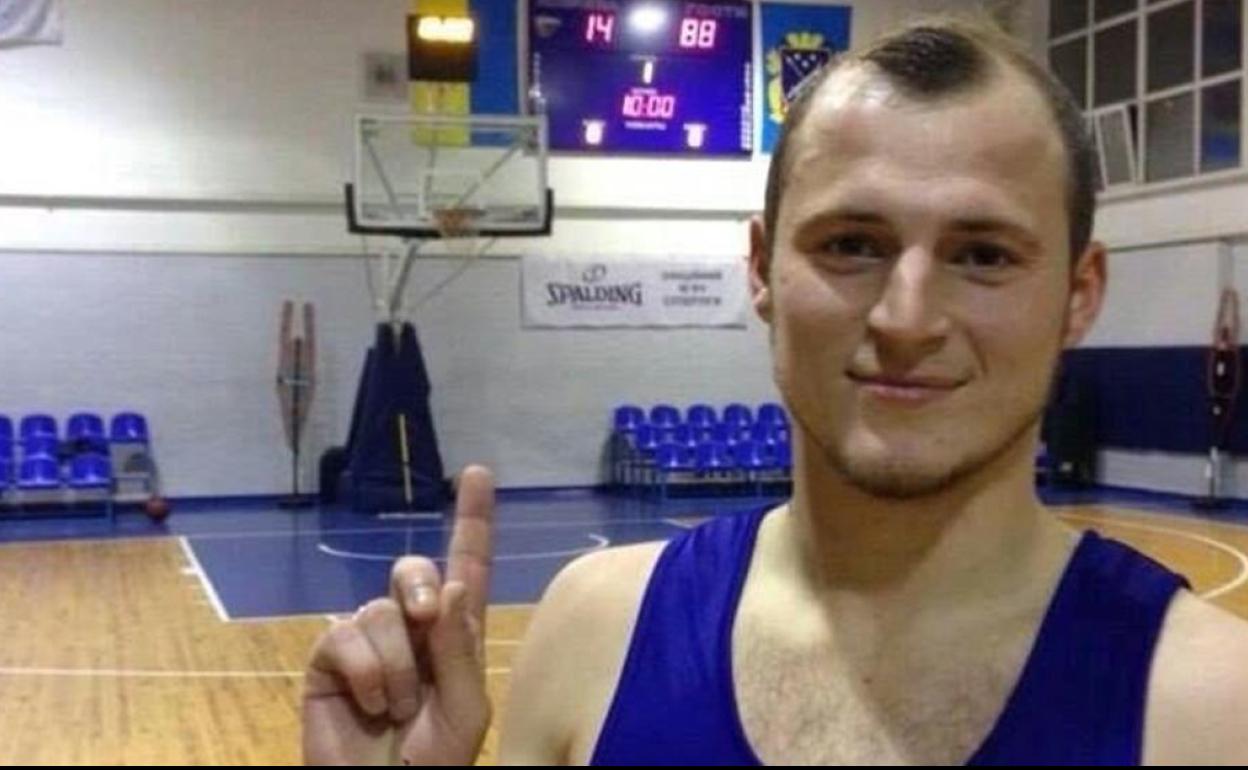 Zozulia, markagailu polemikoarekin.