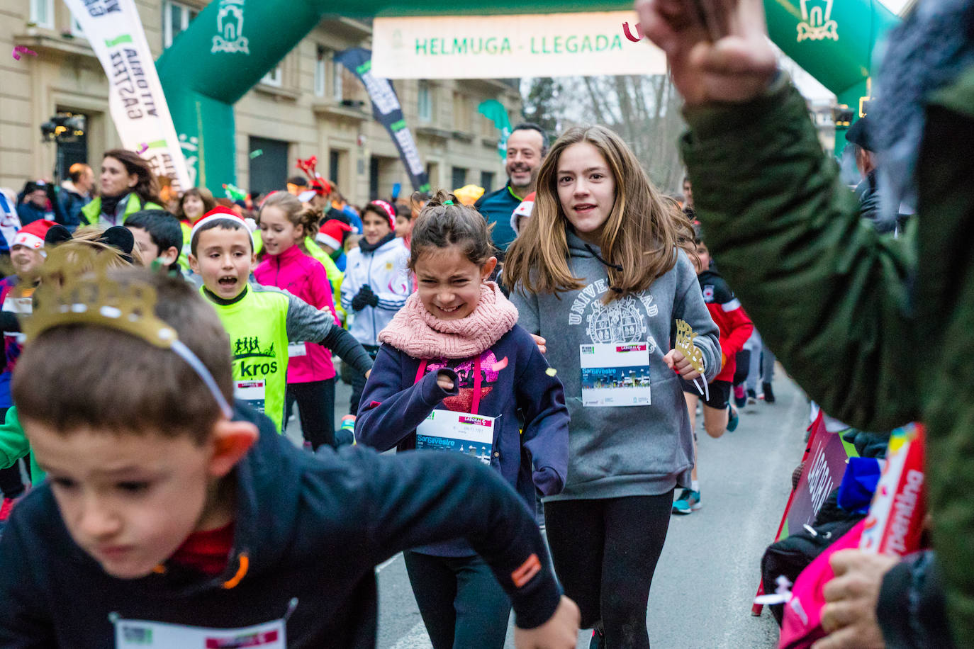 Fotos: Las fotos de la San Silvestre Txiki de Vitoria