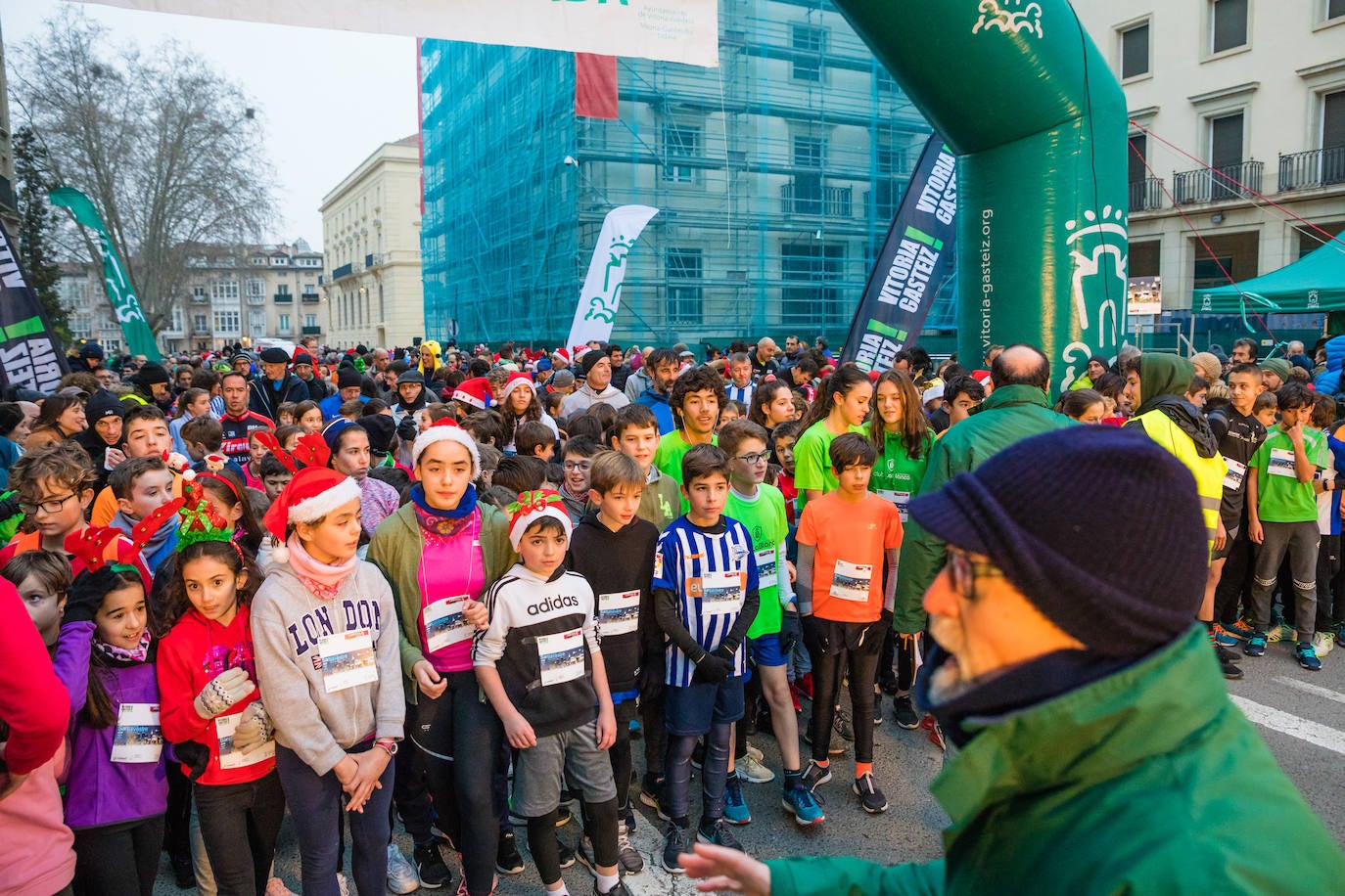 Fotos: Las fotos de la San Silvestre Txiki de Vitoria