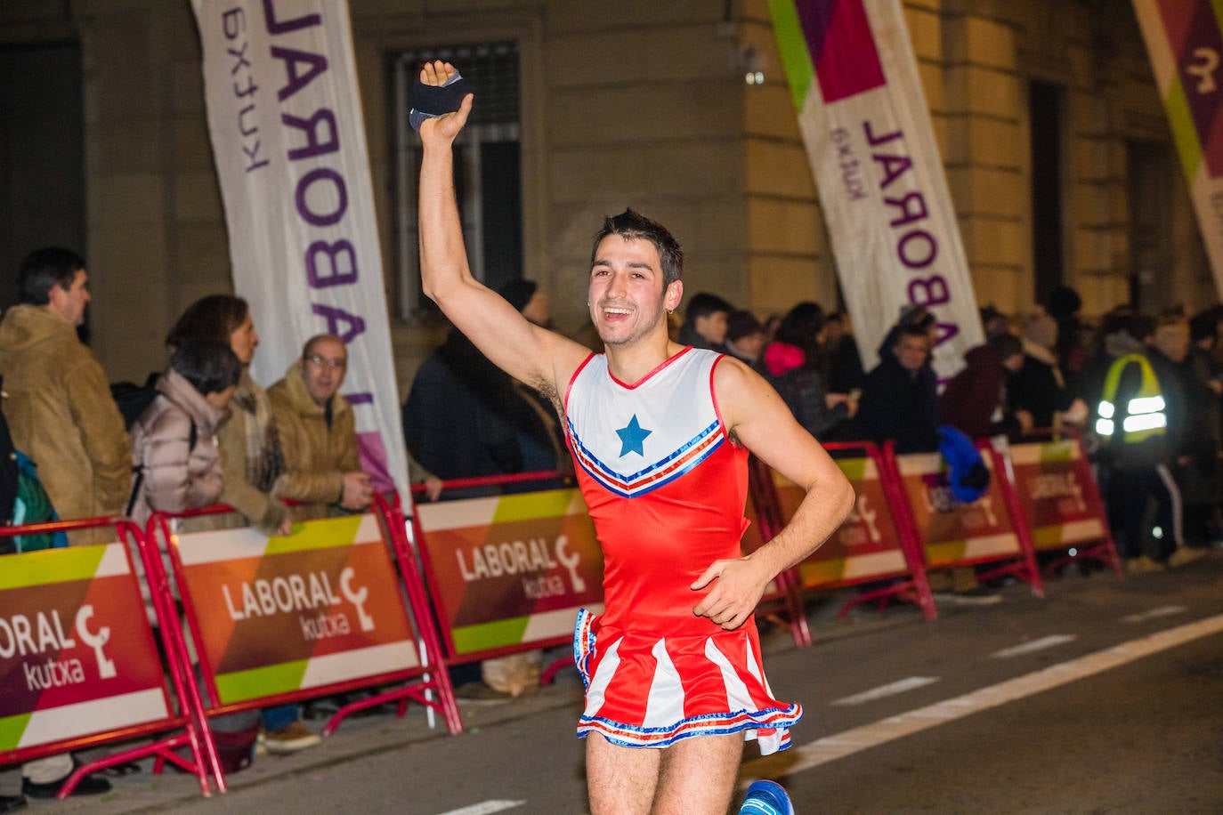 Fotos: Las fotos de la San Silvestre de Vitoria