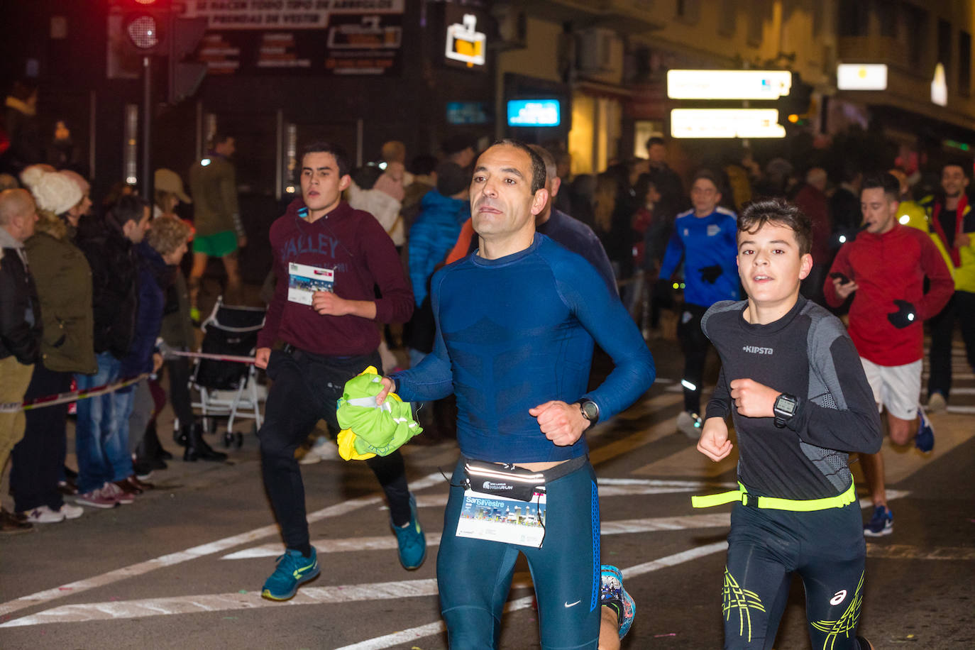 Fotos: Las fotos de la San Silvestre de Vitoria